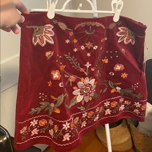 Lulus embroidered skirt
